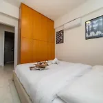 Διαμέρισμα 3 Bedroom Flat Near Center *