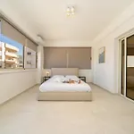 3 Bedroom Flat Near Center * Λευκωσία