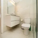 3 Bedroom Flat Near Center Διαμέρισμα