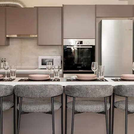 3 Bedroom Flat Near Center ניקוסיה
