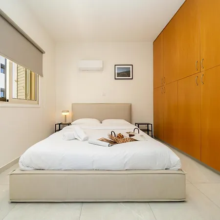 Апартаменты 3 Bedroom Flat Near Center Никосия